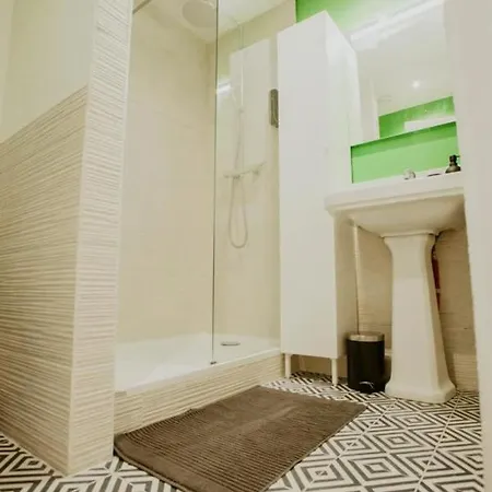 Appart'Hotel La Parisienne Montreuil  Exterior photo