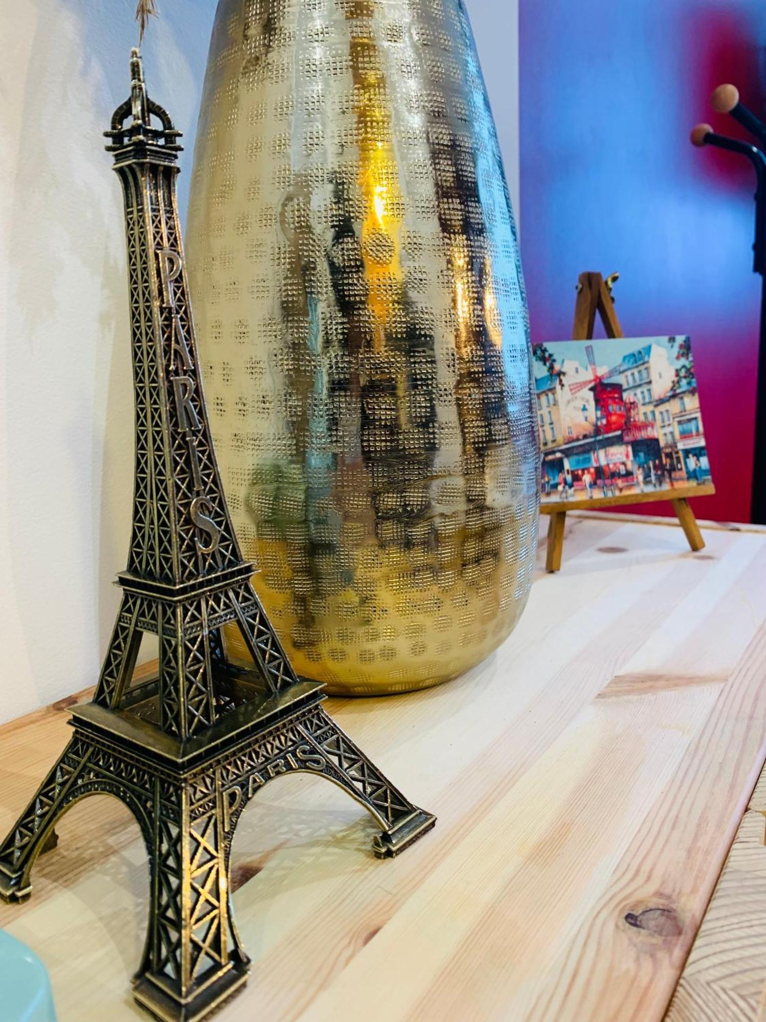 La Parisienne * Montreuil (Seine-Saint-Denis)